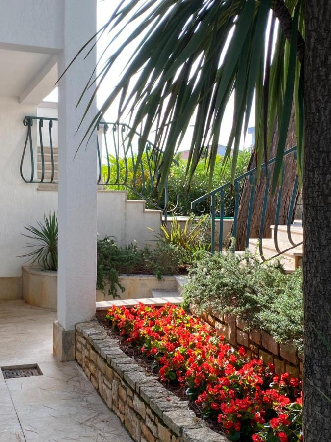 Sobe Number 9 Bed & Breakfast Rovinj Dış mekan fotoğraf